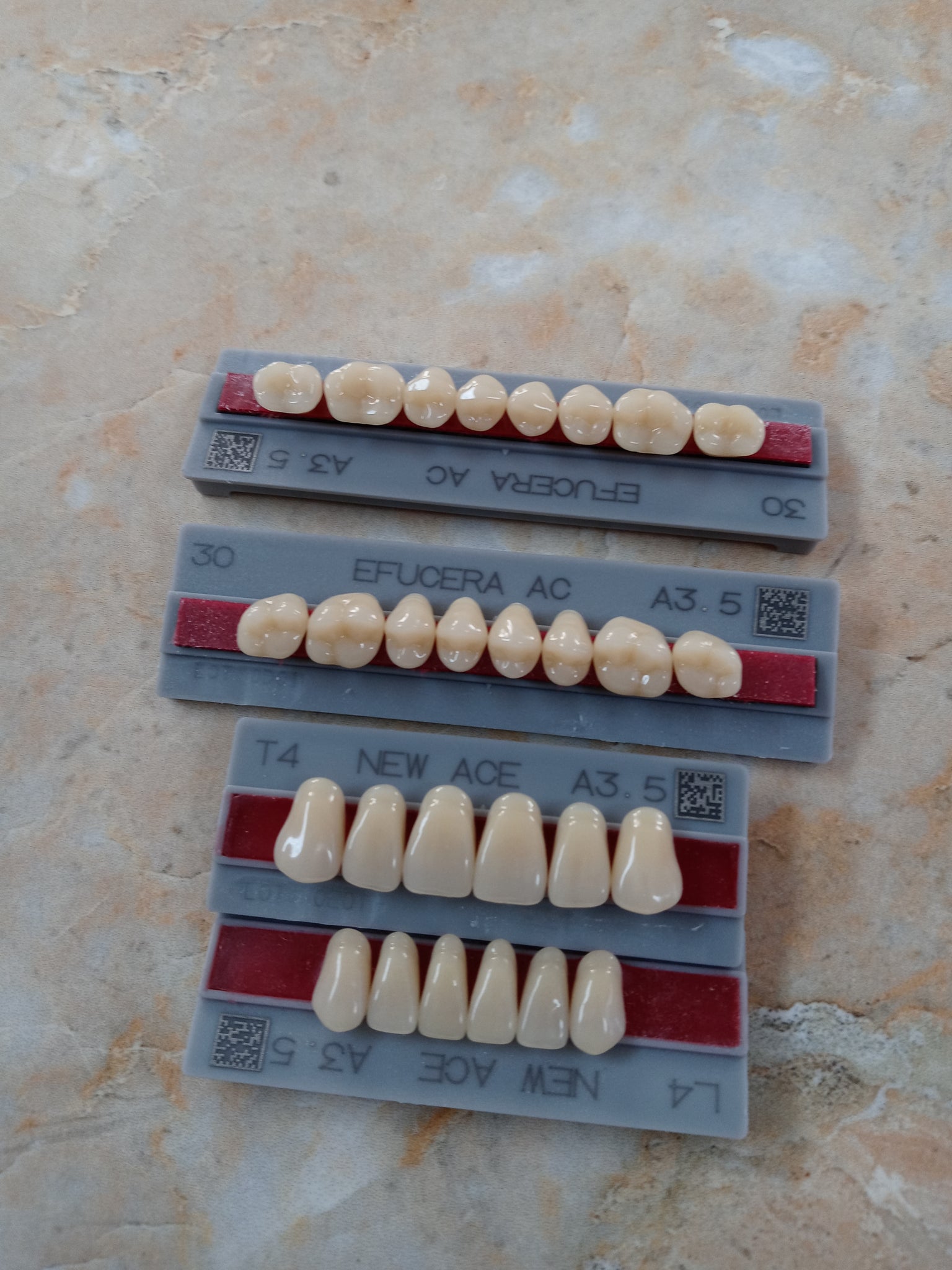 Full Mouth Set Upper And Lower acrylic resin teeth shade B1 Size